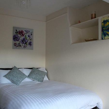 John St Town House - Self Catering - Guesthouse Style - Great Value Family And Double Rooms Workington Εξωτερικό φωτογραφία