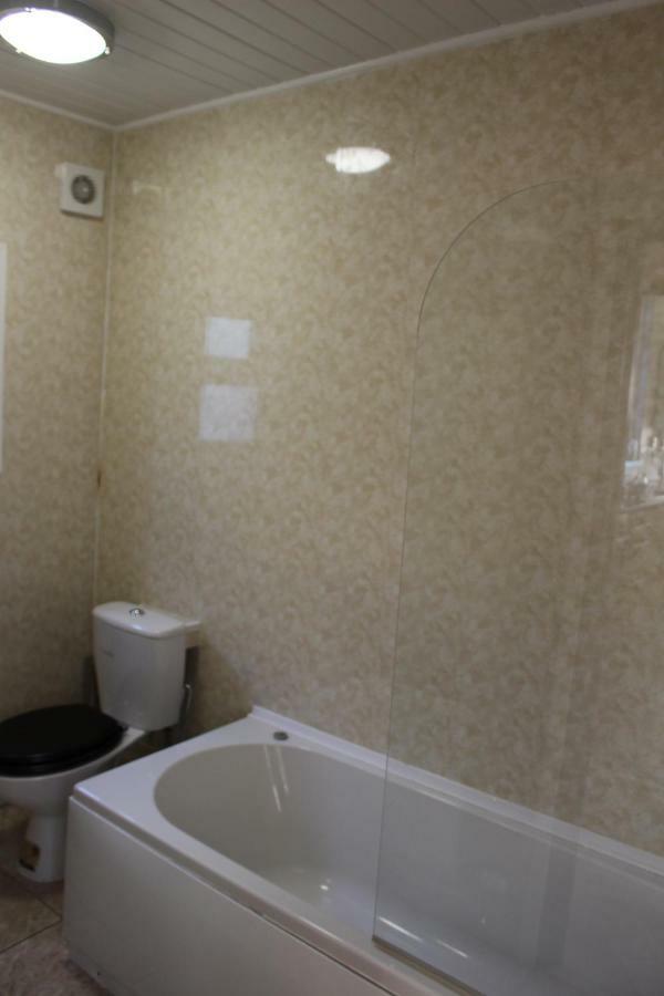 John St Town House - Self Catering - Guesthouse Style - Great Value Family And Double Rooms Workington Εξωτερικό φωτογραφία